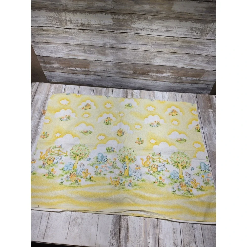 2-Vintage 1982 Dundee Mills Baby Blankets Yellow Bunny Kitten Nursery READ